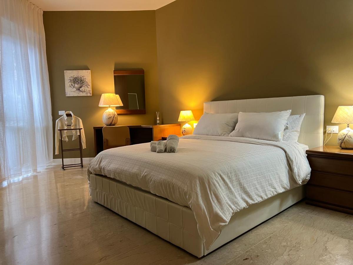 Rosanna House - Vedano Al Lambro Villa Monza Luaran gambar