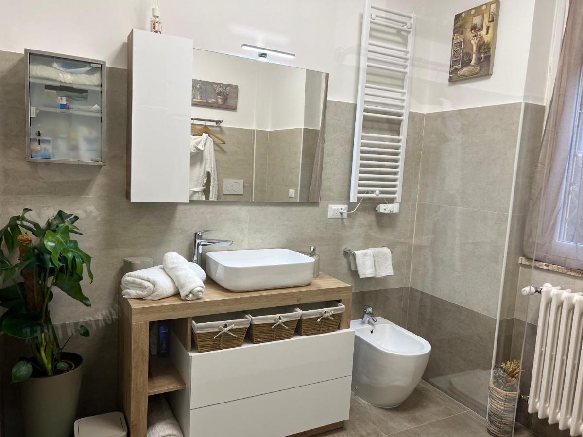 Rosanna House - Vedano Al Lambro Villa Monza Luaran gambar